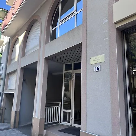 Apartamento A Avec Balcon Et Vue Sur Les Montagnes - Fr-1-812-53 *